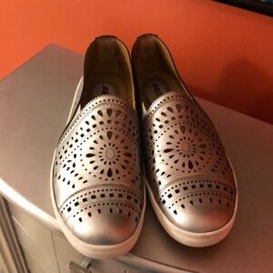 Earth comfort shoes size 8.5